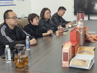 Q3_副本.jpg