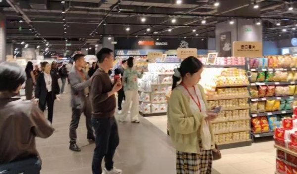 Q4_副本.jpg
