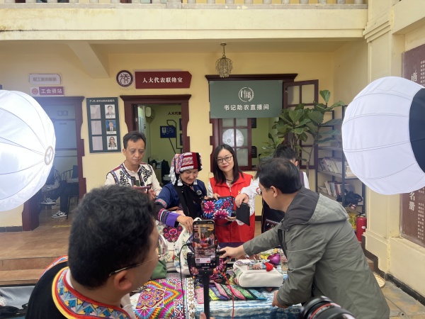 微信图片_20250514211706_副本.jpg